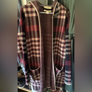 Evy’s Tree Amelia, size Large in red/burgundy/camel/black plaid